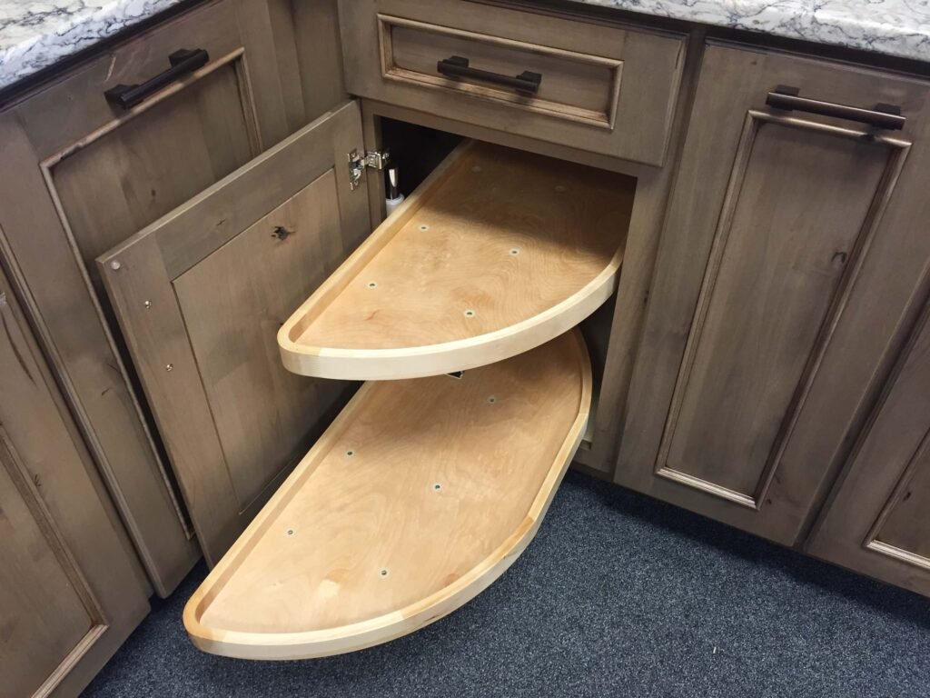 Cabinet Corner Kitchen_YOLO