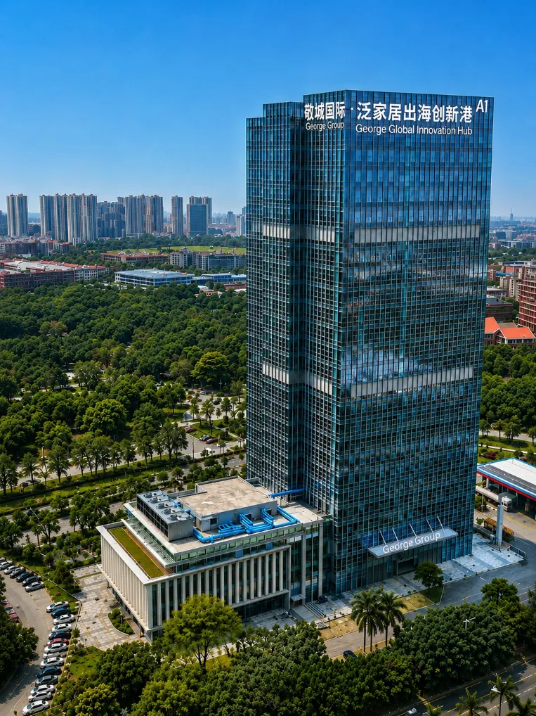 YoloDeco 30,000 m² showroom in Foshan, China